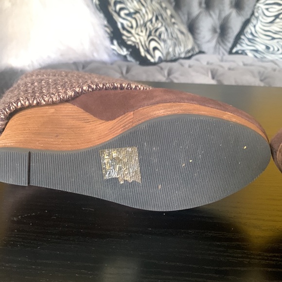 Brown sweater boots - Picture 6 of 9